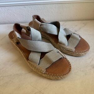 TONI PONS Eire Espadrilles